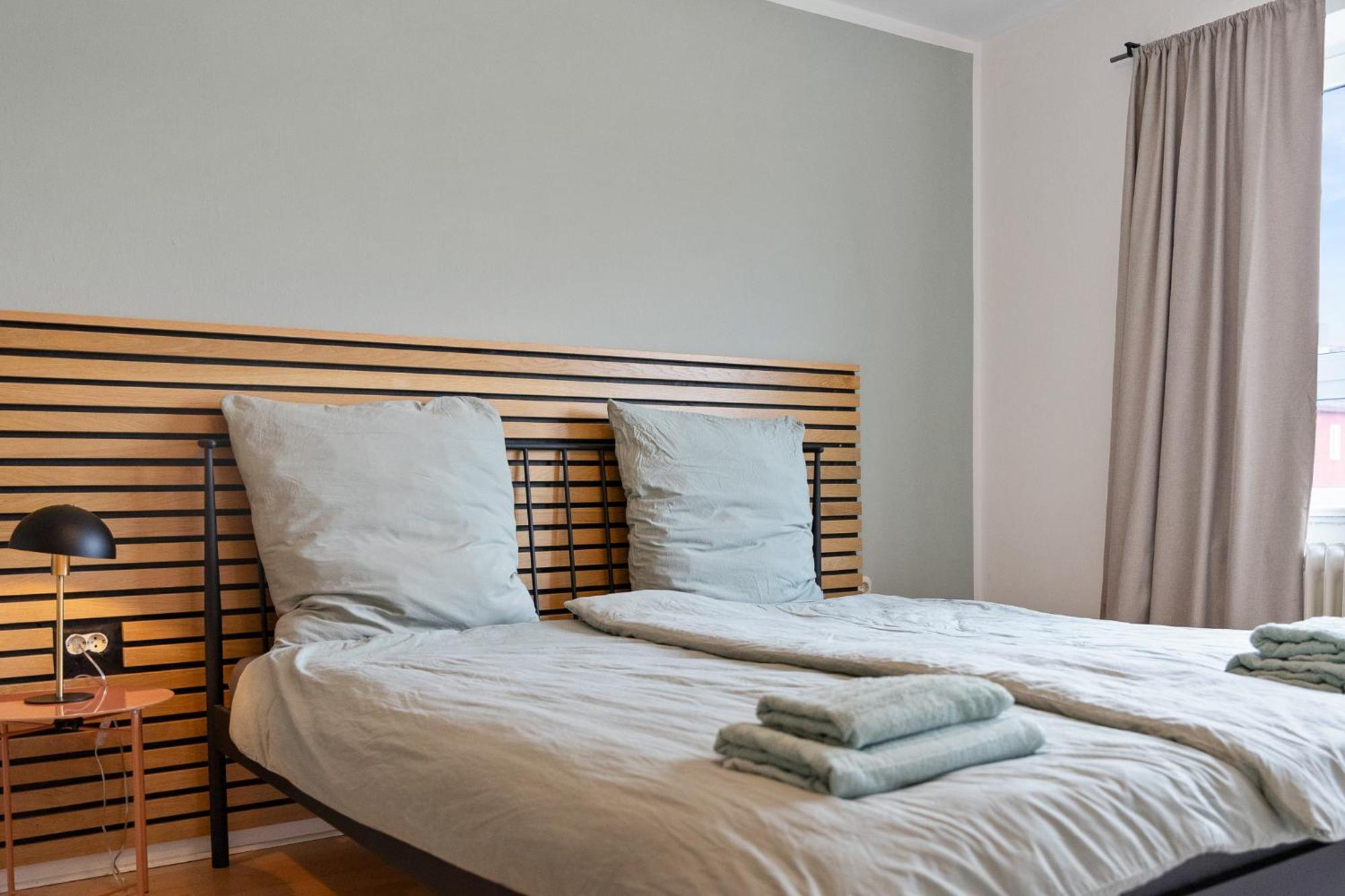 Zentrale Wohnung 3 Zimmer 24H Check In キール エクステリア 写真