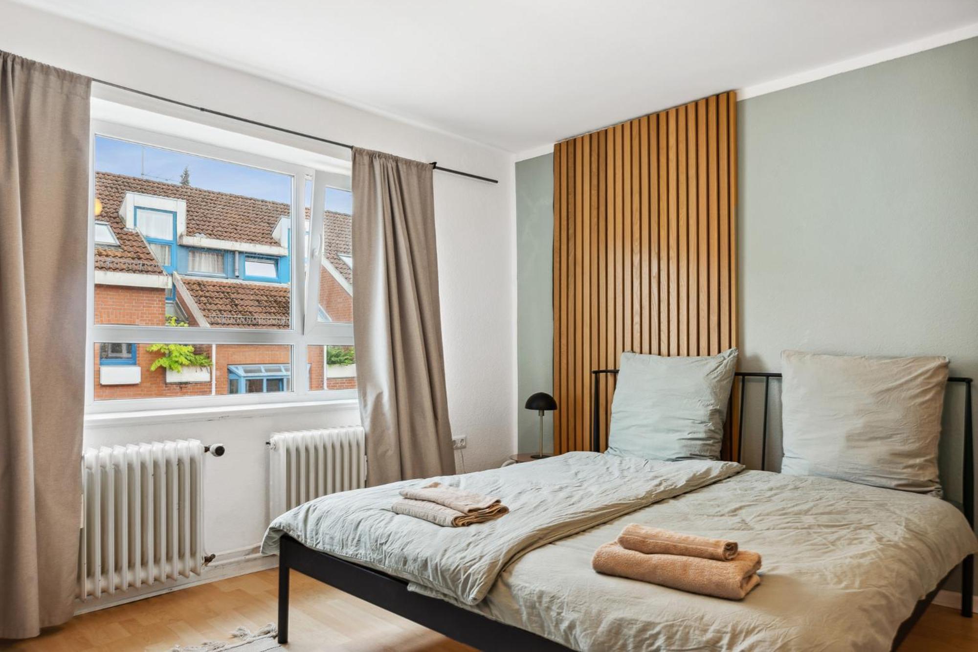 Zentrale Wohnung 3 Zimmer 24H Check In キール エクステリア 写真